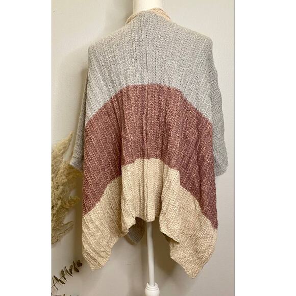 Francescas Kimono Sweater Vivian Striped Knit Kimono One Size Fits All - Picture 6 of 7